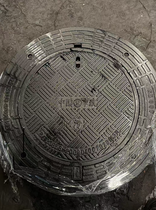 小店球墨铸铁防沉降井盖展示
